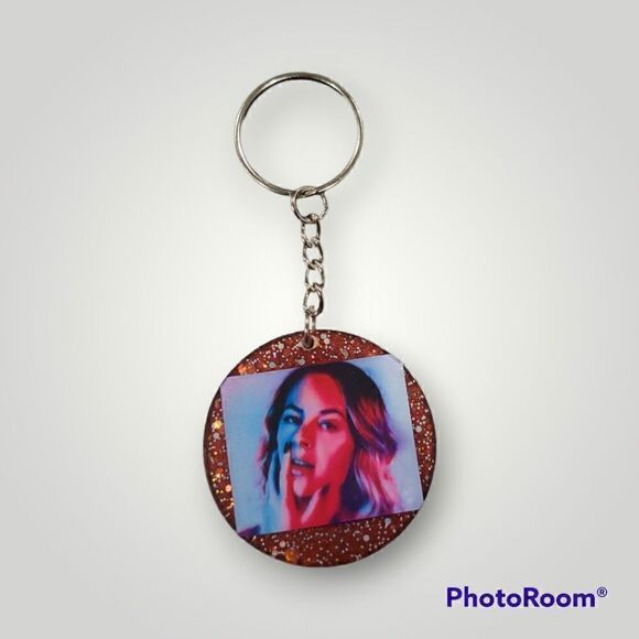 Xana Orange Glitter Keychain (Z156) - Picture 1 of 9